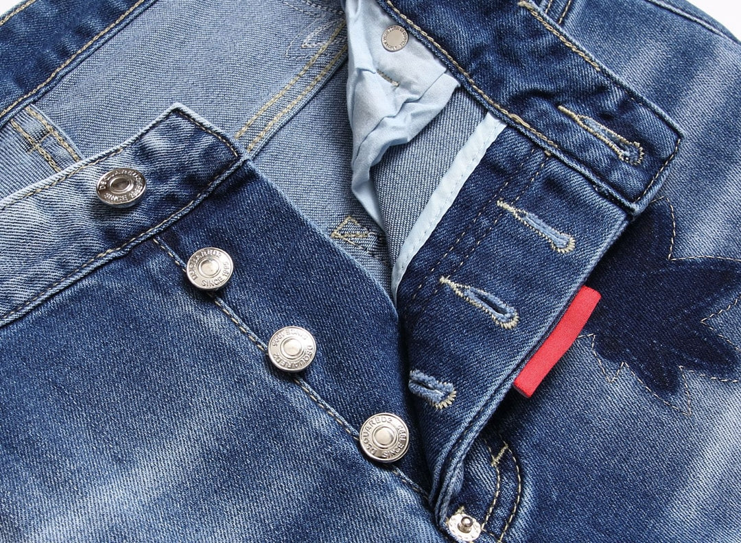 DSQ2 Jeans Ripped Maple Leaf